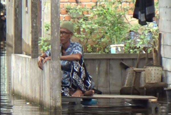 Dikepung Banjir, Pemkot Jambi Tetapkan Status Darurat Tanggap Bencana