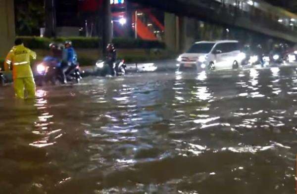 Update Banjir Jakarta: 67 RT Masih Terendam, Terbanyak di Jaktim dan Jaksel Update Banjir Jakarta: 67 RT Masih Terendam, Terbanyak di Jaktim dan Jaksel
