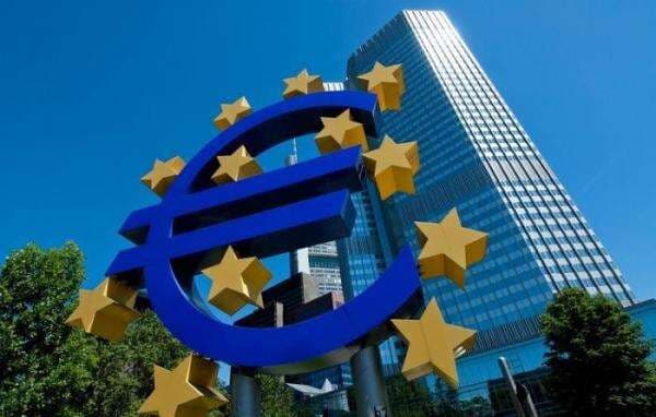 Euro Sentuh Level Tertinggi dalam 3 Tahun Didorong Gejolak Tarif Trump