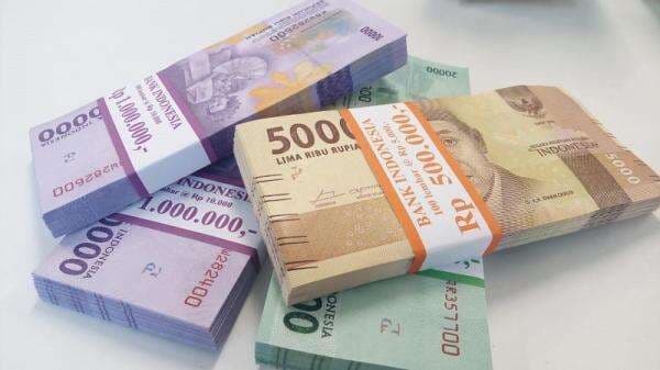Daftar Bansos yang Cair Mei 2025