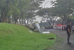 Basarnas: Tiga Korban Pesawat Jatuh di Tangsel Dibawa ke RS Polri