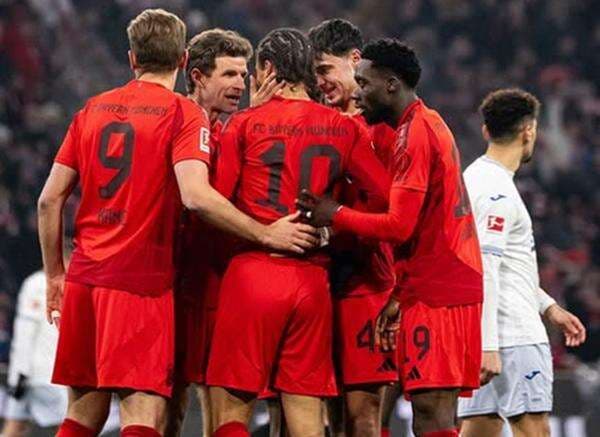 Hasil Bundesliga 2024-2025 Semalam: Bayern Munich vs Hoffenheim 5-0, Stuttgart vs RB Leipzig 2-1!