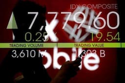 IHSG Hari Ini Ditutup Menguat Tipis ke 8.388, TRON-KBLV Pimpin Top Gainers