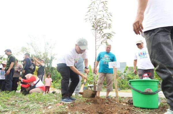 Wakil Ketua DPRD Kota Tangerang Apresiasi Warga Tanam 400 Pohon, Upaya Kurangi Polusi