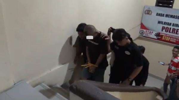 Terungkap Motif Pengunjung Tikam Karyawan Kafe di Parepare, Tersinggung Ditatap Korban