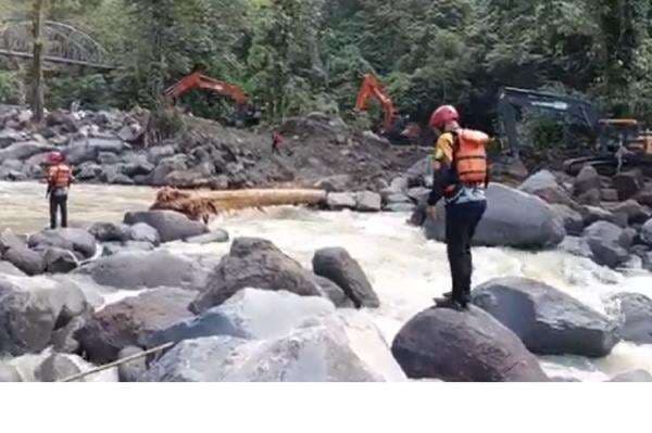 BNPB Sebut Pencarian Korban Banjir Sumatra Dilanjutkan hingga 8 Januari