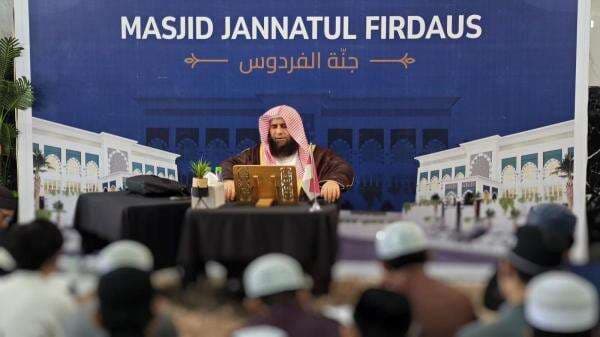 Makassar Sambut Ulama Duni Syekh Prof Dr Fahd Al-Fuhaid Isi Daurah di Masjid Jannatul Firdaus