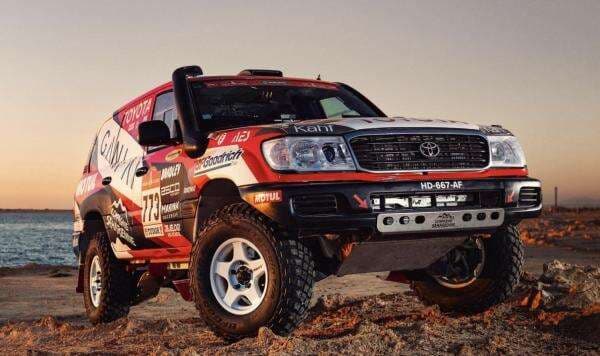 Panaskan Rally Dakar, Julian Johar Tunggangi Toyota Land Cruiser Legendaris Era 2000-an