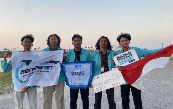 Winning Second Place, Here's the Profile of the UNS Bengawan UV Team in the 2025 IRC Florida International Robot Ship Competition
