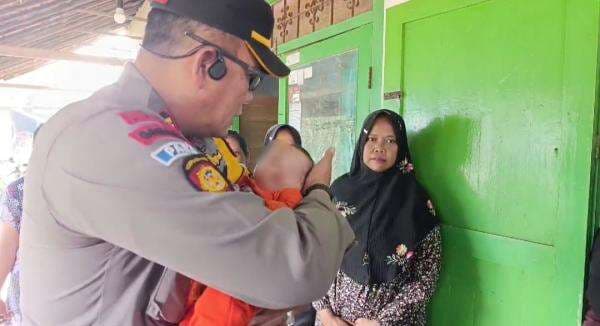 Geger Bayi Laki-laki Dibuang di Warung Kosong di Jombang, Begini Kondisinya