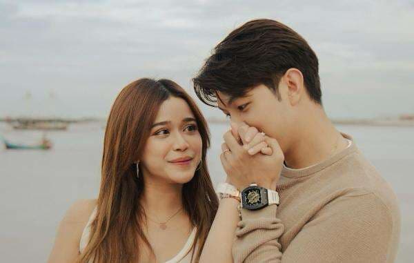 Selamat! Brisia Jodie Resmi Dilamar Jonathan Alden