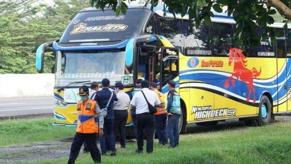 Libur Panjang, Kemenhub Ciduk 21 Bus Langgar Aturan dari Dokumen Palsu hingga Tak Layak Jalan