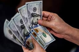Bye Bye Dolar AS, Transaksi Rusia dan China 90 Persen Pakai Yuan atau Rubel