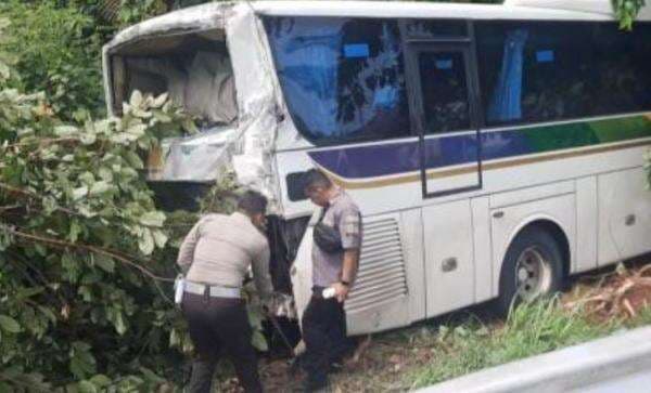 Detik-Detik Kecelakaan Beruntun di Tol Cipali Purwakarta, 5 Tewas 38 Luka-Luka