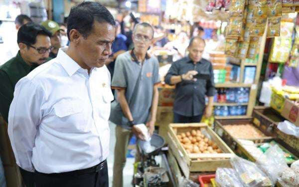 Mentan Amran Minta Harga Pangan Harus Sesuai HET