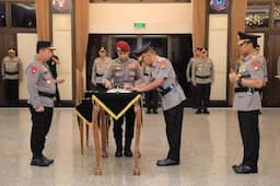 Kompolnas: Polri Masih Boleh Duduki Jabatan Sipil!