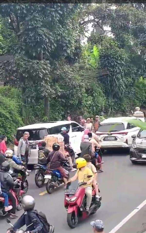 Viral! Video Patwal BM Kawal Mobil Mewah Tabrak Pesepeda Motor, Ini Klarifikasi Polres Bogor