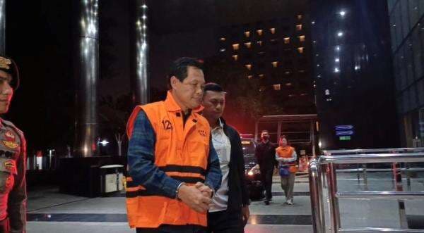 Bupati Muara Enim Suap Pejabat BPK untuk Pertahankan Opini WTP Bupati Muara Enim Suap Pejabat BPK untuk Pertahankan Opini WTP
