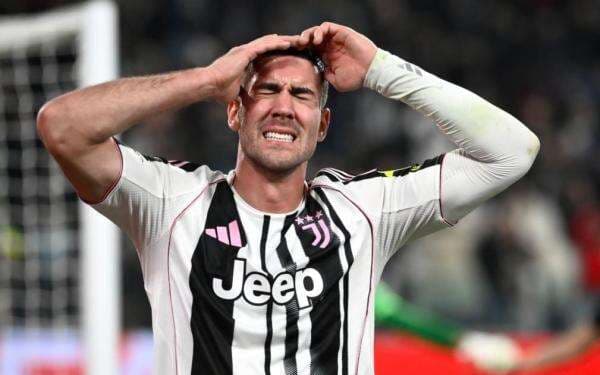 Kabar Buruk untuk Juventus! Vlahovic Cedera Parah, Absen 3 Bulan Lewati 18 Laga