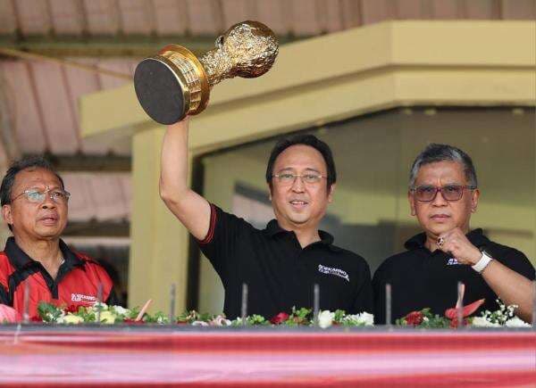 Filosofi Emas Trofi Soekarno Cup 2025: Simbol Gotong Royong dan Semangat Pemuda Indonesia