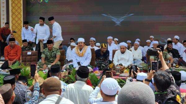 Kisah Ulama Kharismatik Kiai As’ad dan Pembangunan Bandara di Situbondo Kisah Ulama Kharismatik Kiai As’ad dan Pembangunan Bandara di Situbondo