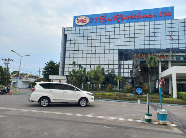 Prabowo Bentuk BUMN Tekstil di Bawah Danantara, Bagaimana Nasib Sritex?