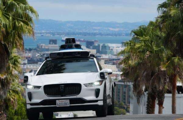 Perusahaan Robot Taksi Waymo Cari Pendanaan USD15 Miliar, Valuasinya Dekati USD100 Miliar