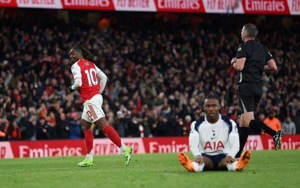 Arsenal Bantai Tottenham Hotspur 4-1, Eberechi Eze Girang Usai Bikin Hattrick Perdana