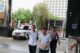 KPK Cecar Zarof Ricar terkait Komunikasi dengan Hasbi Hasan, soal Apa?