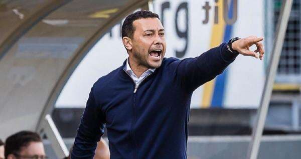 Denny Landzaat Resmi Gabung Ajax Amsterdam Setelah Dipecat Timnas Indonesia, Patrick Kluivert Menyusul?