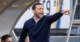 Denny Landzaat Resmi Gabung Ajax Amsterdam Setelah Dipecat Timnas Indonesia, Patrick Kluivert Menyusul?