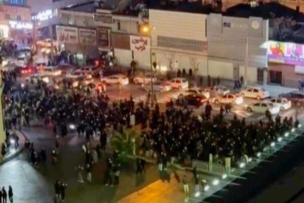 Demo Iran Makin Chaos! 217 Orang Dilaporkan Tewas