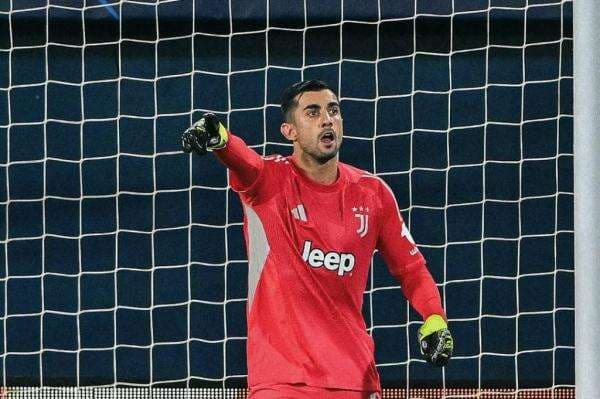 Mattia Perin Batal Pindah ke Genoa! Juventus Blok Transfer di Jendela Januari