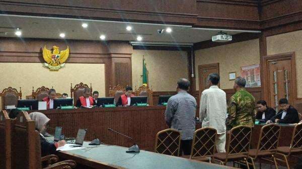 3 Hakim Pemberi Vonis Lepas Kasus CPO Dihukum 11 Tahun Penjara