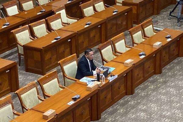 Ini Calon Tunggal Pengganti Hakim MK Arief Hidayat, Jalani Fit and Proper Test