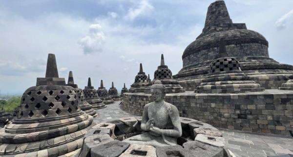 Viral Eskalator Dipasang di Candi Borobudur karena Kunjungan Macron, Ini Kata Istana