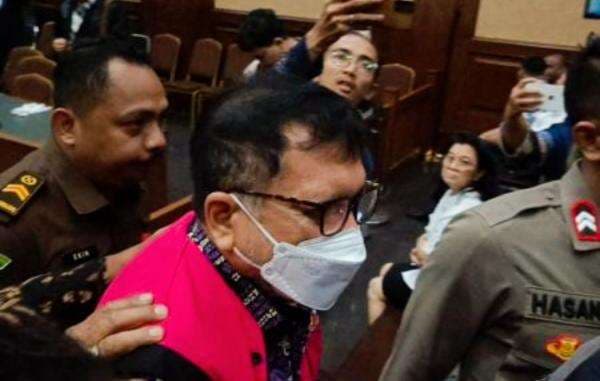 Mantan Pejabat MA Zarof Ricar Didakwa Terima Gratifikasi Rp915 Miliar,  dan Emas 51 Kg