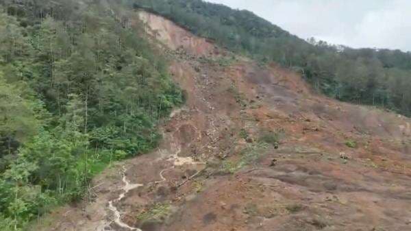 Mengejutkan! Retakan di Mahkota Longsor Banjarnegara, Ahli Geologi UGM: Aktif Sekali Bergerak