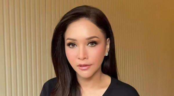 Al Ghazali Umumkan Kehamilan Alyssa Daguise, Maia Estianty Sambut Cucu Pertama