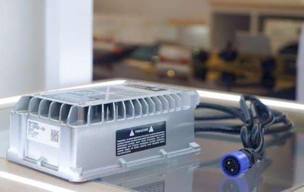 Polytron Luncurkan Portable Fast Charging Motor Listrik Pertama di Indonesia