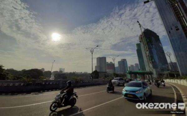 Prakiraan Cuaca Jakarta Hari Ini: Cerah hingga Hujan Ringan