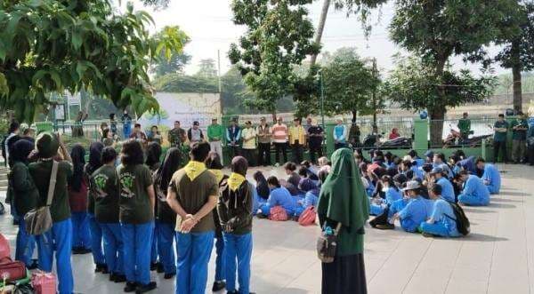 Hari Pohon: SMAN 8 Depok Tanam Pohon di Situ Bahar Cilodong, Para Pejabat Kota Depok Hadir