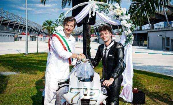 Breaking News: Aprilia Resmi Perpanjang Kontrak Marco Bezzecchi untuk MotoGP 2027!