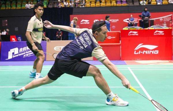 Hasil 16 Besar Hong Kong Open 2025: Sikat Pasangan Jepang, Sabar/Reza Tembus Perempatfinal!