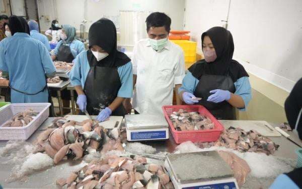 323 Dapur MBG Layani Warga Terdampak Bencana di Sumatera