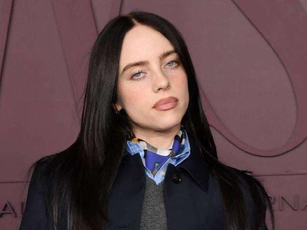 Viral Billie Eilish Sindir Miliarder Pelit di Ajang Internasional, Netizen Angkat Topi! Viral Billie Eilish Sindir Miliarder Pelit di Ajang Internasional, Netizen Angkat Topi!