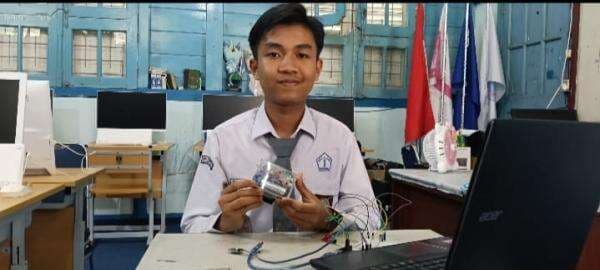 Gelang Pintar Karya Siswa SMA, Penjaga Keselamatan Tuna Rungu di Jalan