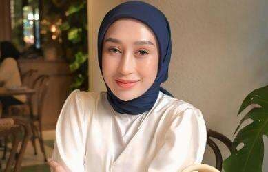 Pesan Reza Gladys untuk Nikita Mirzani yang Divonis 4 Tahun Penjara Pesan Reza Gladys untuk Nikita Mirzani yang Divonis 4 Tahun Penjara