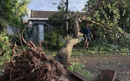 Renggut Hampir 200 Nyawa di Filipina, Topan Kalmaegi kini Porak-porandakan Vietnam