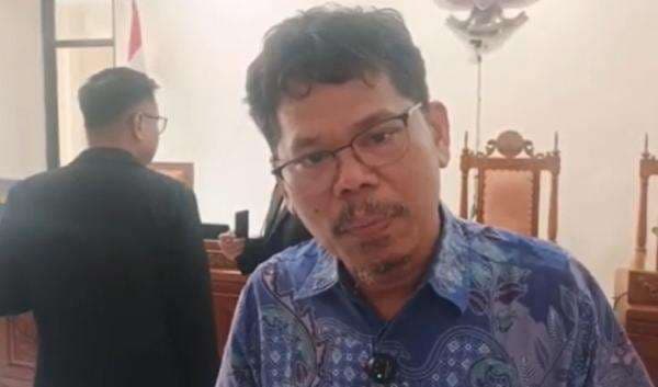 Kecewa Sidang Ijazah Jokowi di KIP Jateng Ditunda, Bonatua: Mengulur Waktu!